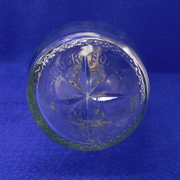 Pair of Vintage Heavy Glass Decanters 12" - Picture 5 of 7